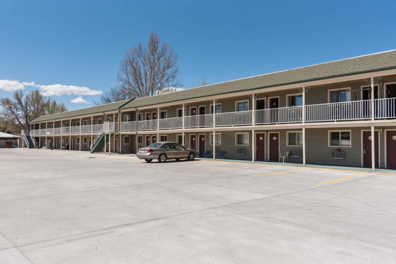 1St Interstate Inn Montrose Ngoại thất bức ảnh